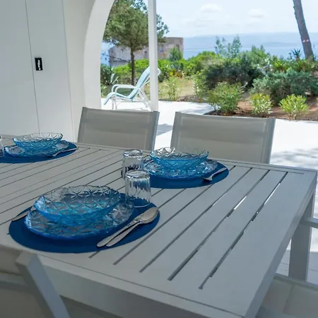 Charming Seaside House Ferienhaus