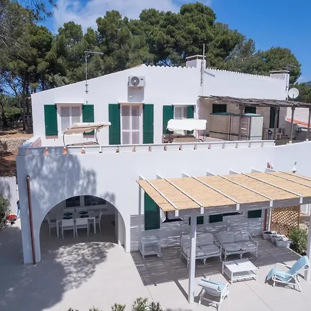 Ferienhaus Charming Seaside House *